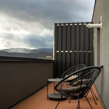 Apartament Skylark - Berlin Studio With Terrace & Mountain View Brașov