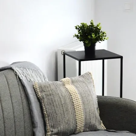 Skylark - Berlin Studio With Terrace & Mountain View Apartament *