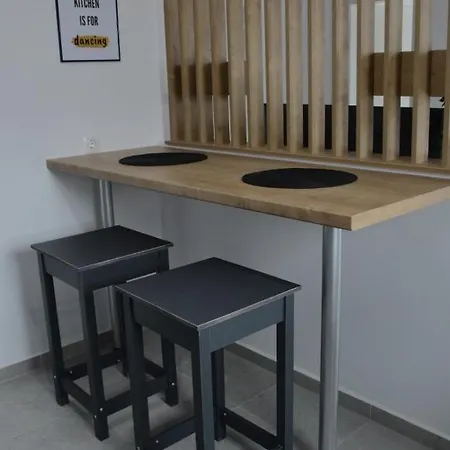 Skylark - Berlin Studio With Terrace & Mountain View * Brașov